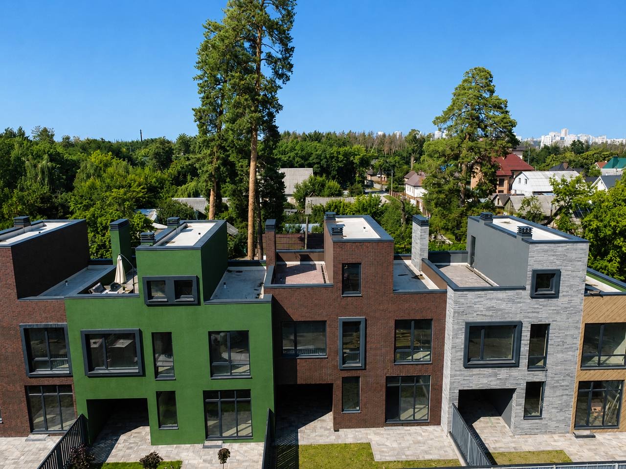 Готові фасади та тераси Madera House з висоти